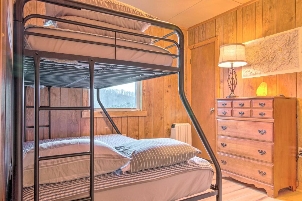 Peaceful Spruce Pine Cabin On 8 Acres With 2 Decks! Exterior foto